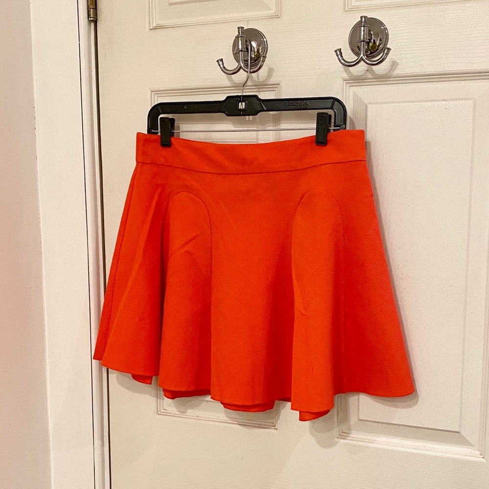 NWOT Divided by H&M skater skirt